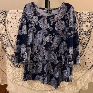 New Directions Paisley Print Women's Top size Large